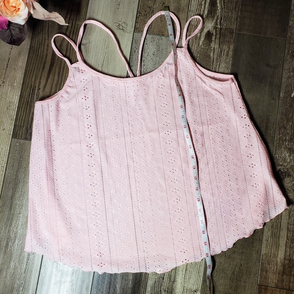 Eyelet Strappy Scoop-Neck Tank Top Light Pink Size Large - Picture 10 of 16